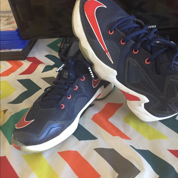 LeBron - Picture 3 of 3